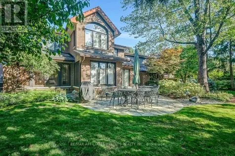 30 Pentland Crescent Ottawa ON K2K 1V5