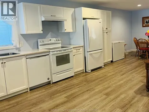 105 Moonstone Crescent Chatham ON N7M 0S2