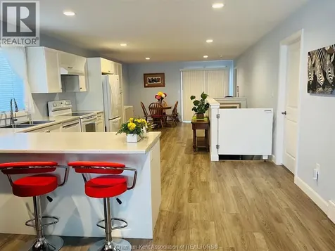 105 Moonstone Crescent Chatham ON N7M 0S2