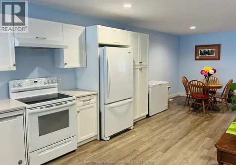105 Moonstone Crescent Chatham ON N7M 0S2