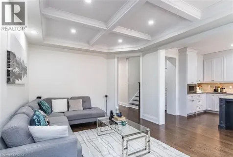 47 Hawke Crescent New Tecumseth ON L0G 1W0
