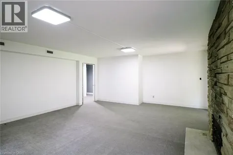 560 Crane Court Burlington ON L7P 4Y8