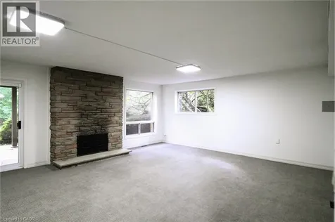 560 Crane Court Burlington ON L7P 4Y8