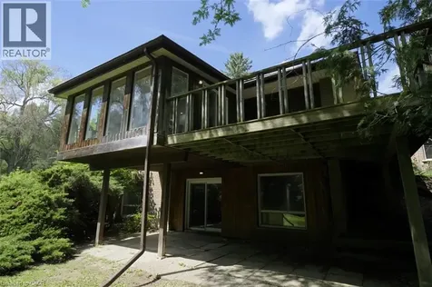 560 Crane Court Burlington ON L7P 4Y8