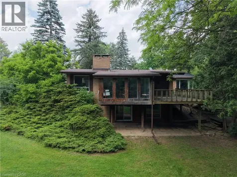 560 Crane Court Burlington ON L7P 4Y8