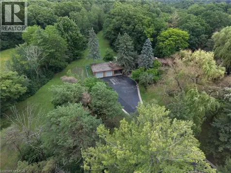 560 Crane Court Burlington ON L7P 4Y8