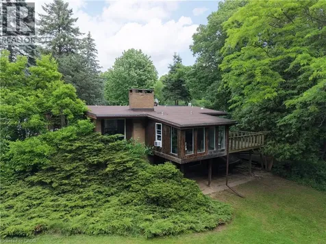 560 Crane Court Burlington ON L7P 4Y8
