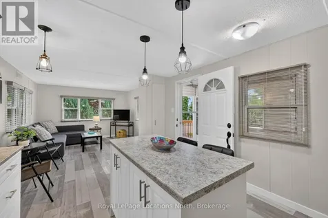 8 Shaw Street Wasaga Beach ON L9Z 1K2