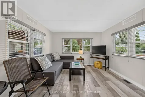8 Shaw Street Wasaga Beach ON L9Z 1K2