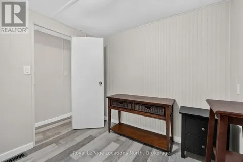 8 Shaw Street Wasaga Beach ON L9Z 1K2