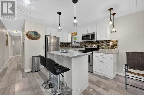 8 Shaw Street Wasaga Beach ON L9Z 1K2