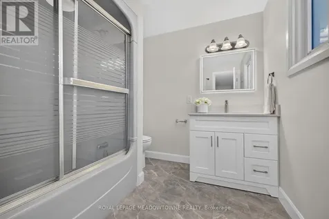 377 Delrex Boulevard Halton Hills (georgetown) ON L7G 4H6