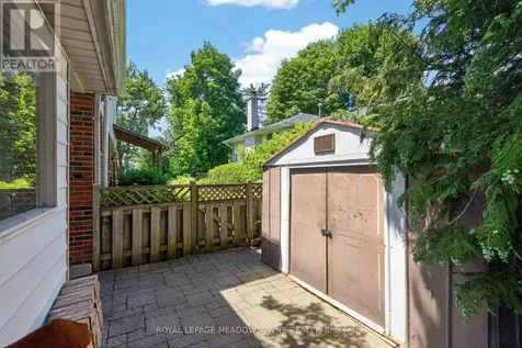 377 Delrex Boulevard Halton Hills (georgetown) ON L7G 4H6