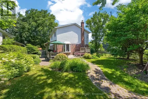 377 Delrex Boulevard Halton Hills (georgetown) ON L7G 4H6