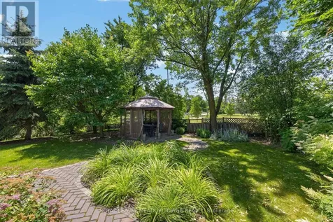 377 Delrex Boulevard Halton Hills (georgetown) ON L7G 4H6
