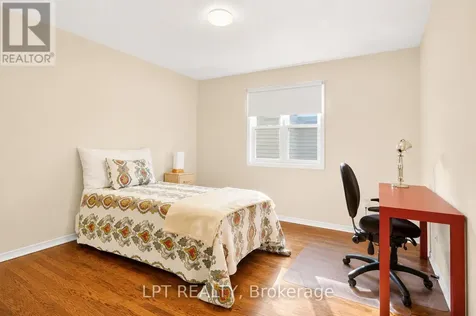 84 Newborough Crescent Ottawa ON K2G 6A9