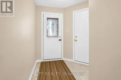 84 Newborough Crescent Ottawa ON K2G 6A9