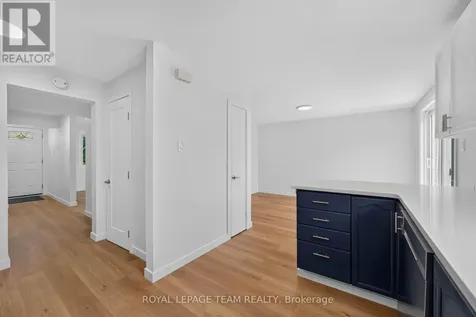 64 Mulvagh Avenue Ottawa ON K2E 6M6