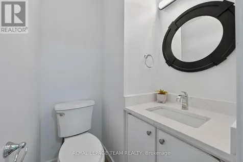 64 Mulvagh Avenue Ottawa ON K2E 6M6
