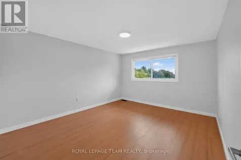 64 Mulvagh Avenue Ottawa ON K2E 6M6