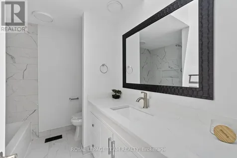 64 Mulvagh Avenue Ottawa ON K2E 6M6