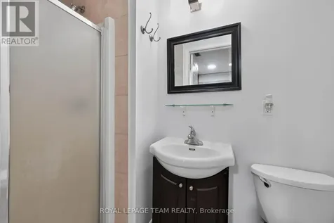 64 Mulvagh Avenue Ottawa ON K2E 6M6