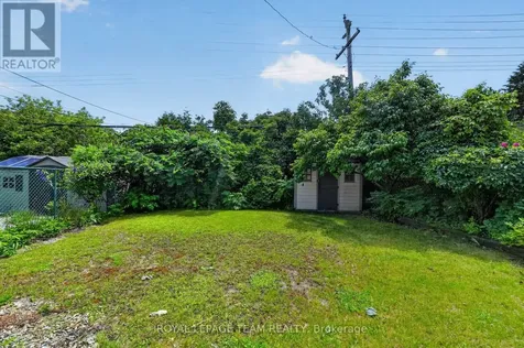 64 Mulvagh Avenue Ottawa ON K2E 6M6