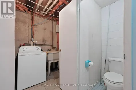 64 Mulvagh Avenue Ottawa ON K2E 6M6