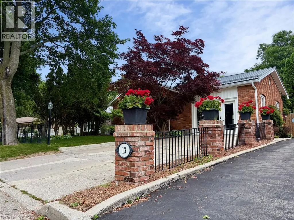 13 Kelly Avenue Simcoe ON N3Y 4V6