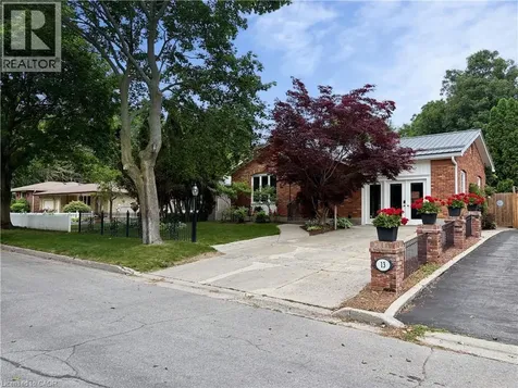 13 Kelly Avenue Simcoe ON N3Y 4V6