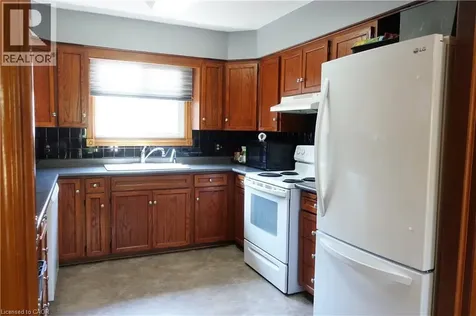 13 Kelly Avenue Simcoe ON N3Y 4V6