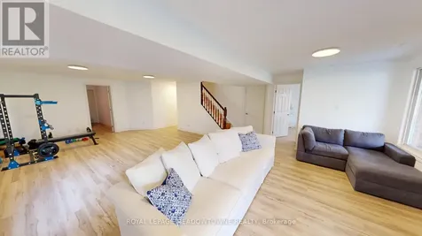 30 Jacklin Court Central Elgin ON N5R 5V1