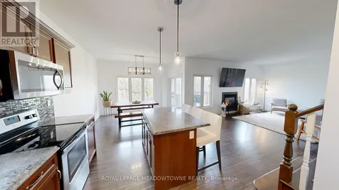 30 Jacklin Court Central Elgin ON N5R 5V1