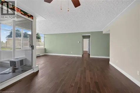 40 Harrisford Street Hamilton ON L8K 6N1