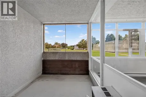 40 Harrisford Street Hamilton ON L8K 6N1