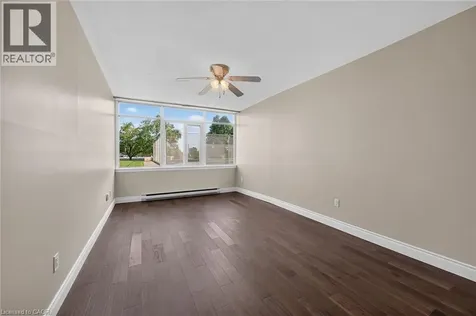 40 Harrisford Street Hamilton ON L8K 6N1