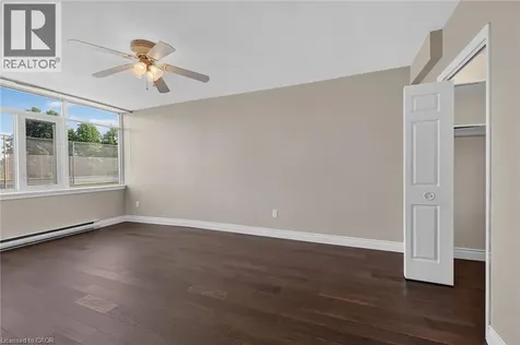 40 Harrisford Street Hamilton ON L8K 6N1