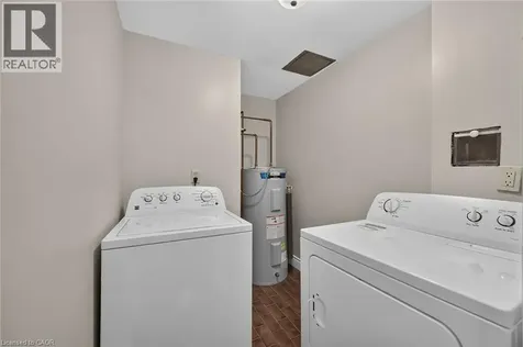 40 Harrisford Street Hamilton ON L8K 6N1