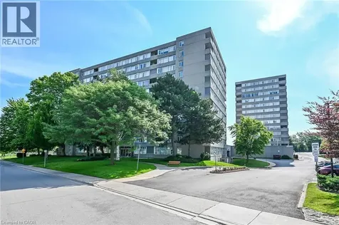 40 Harrisford Street Hamilton ON L8K 6N1