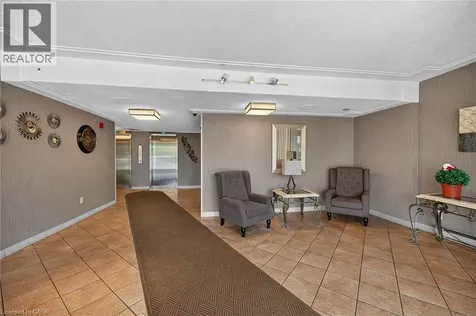 40 Harrisford Street Hamilton ON L8K 6N1
