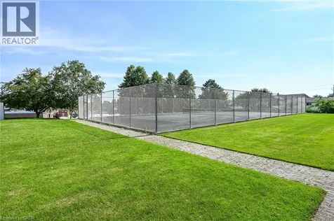 40 Harrisford Street Hamilton ON L8K 6N1