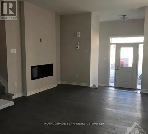 514 Loury Row Ottawa ON K1W 0M7