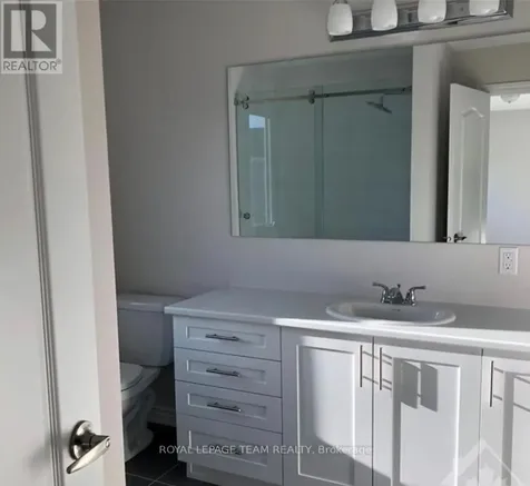 514 Loury Row Ottawa ON K1W 0M7