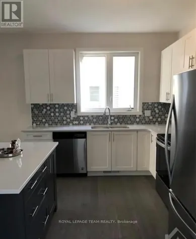 514 Loury Row Ottawa ON K1W 0M7