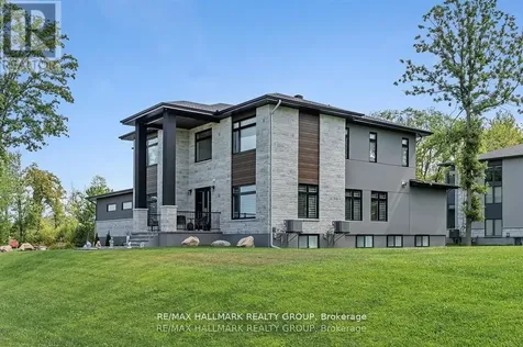 595 Shoreway Drive Ottawa ON K4P 0G3