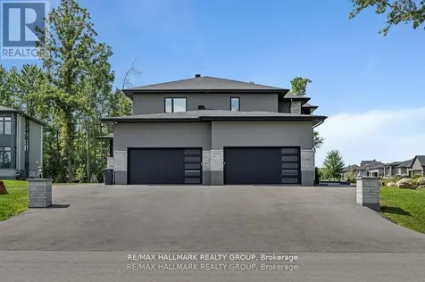 595 Shoreway Drive Ottawa ON K4P 0G3