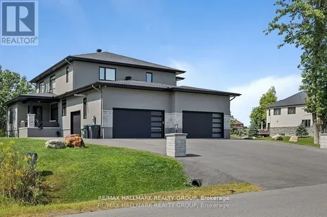595 Shoreway Drive Ottawa ON K4P 0G3