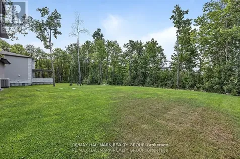 595 Shoreway Drive Ottawa ON K4P 0G3