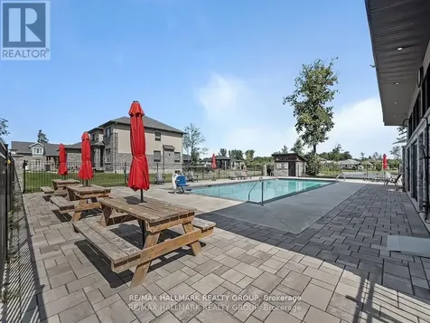 595 Shoreway Drive Ottawa ON K4P 0G3