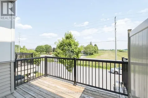 168 Pictou Crescent Ottawa ON K4A 0R2